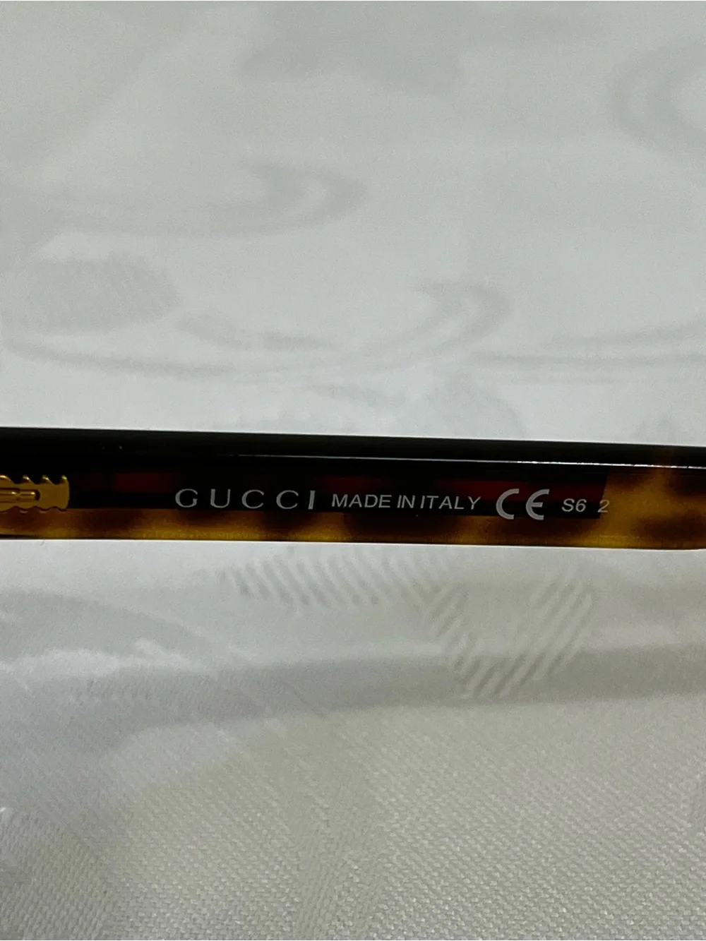 Vintage Gucci GG 1627/S 7911W Tortoiseshell Aviator Sunglasses Web Stripe